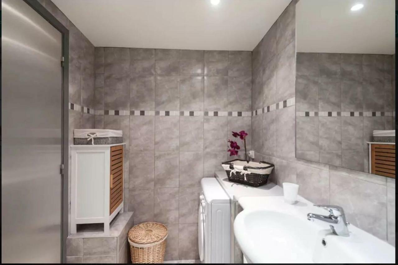 Luckey Homes - Boulevard Du Tzarewitch *